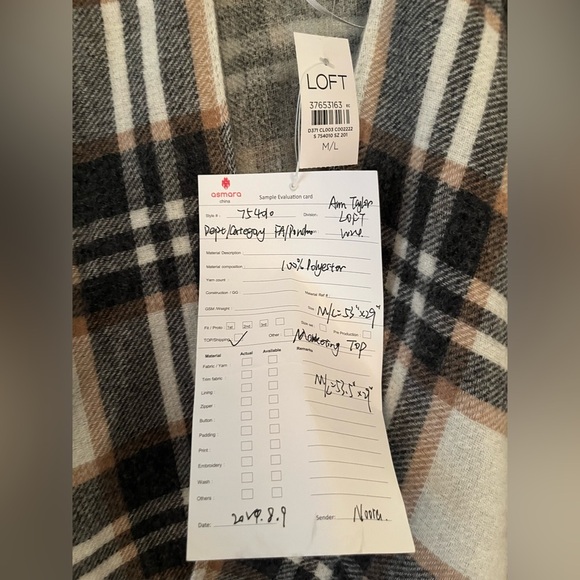 Lou & Grey Plaid Sweater Wrap - Picture 8 of 8